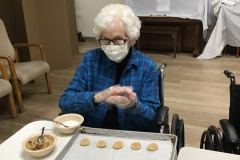 Barbara-working-on-Peanutbutter-cookies
