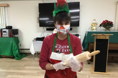 Elf-Amy-rolling-out-the-dough