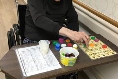 F.-Hofford-deep-in-concentration