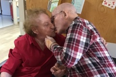 J.Meckes-kissing-his-bride