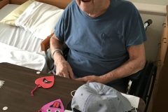 Mr-Ed-making-his-hearts-scaled